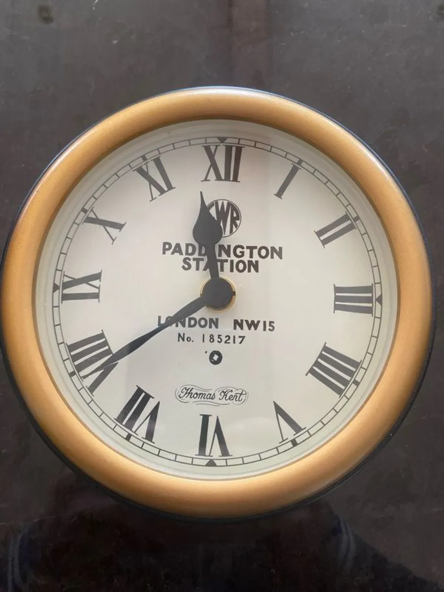 Thomas Kent Paddington Station Wall Clock. Laura Ashley. Excellent Condition - Image 2