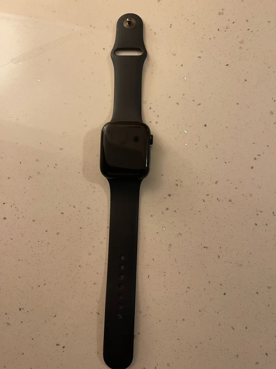 Apple Watch SE 2nd gen. (2024) - Image 1
