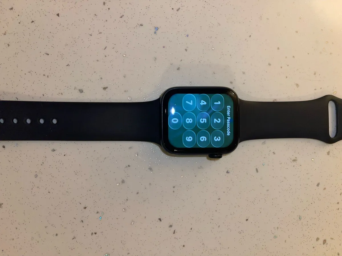 Apple Watch SE 2nd gen. (2024) - Image 3