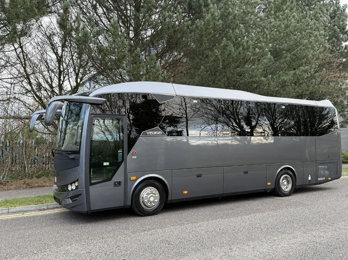 AOS Visigo 37 Seater Midi Coach - Image 2