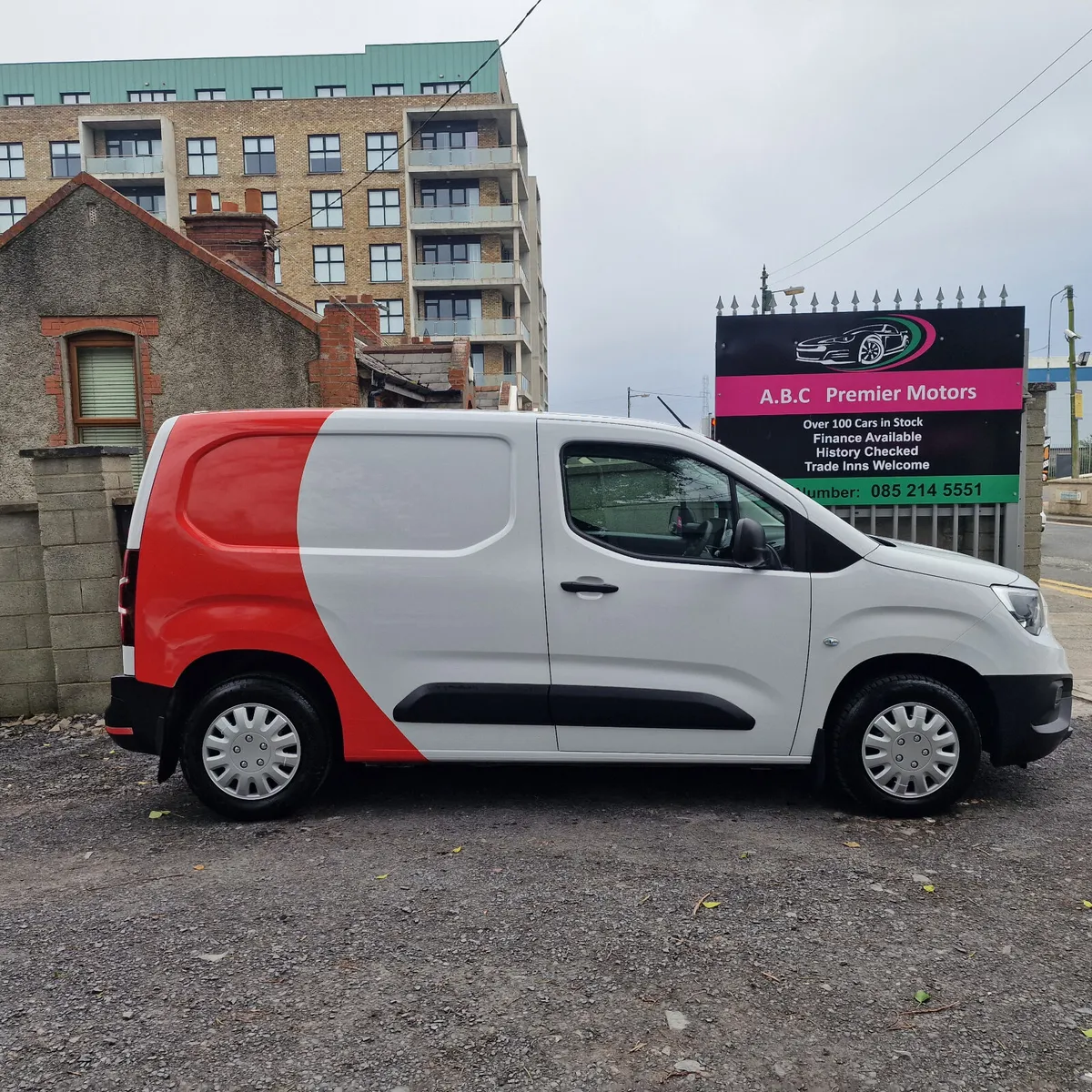 Opel Combo 2023. 3 Seats - Image 3