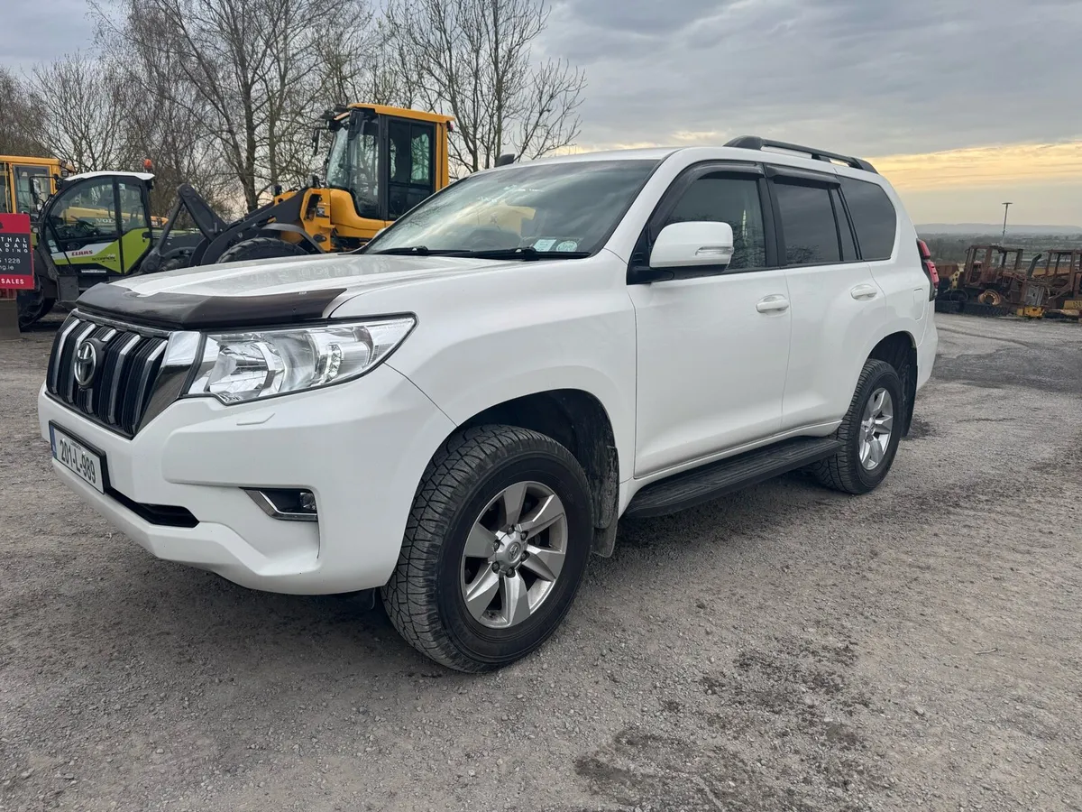 Toyota Landcruiser LWB 2020 - Image 2