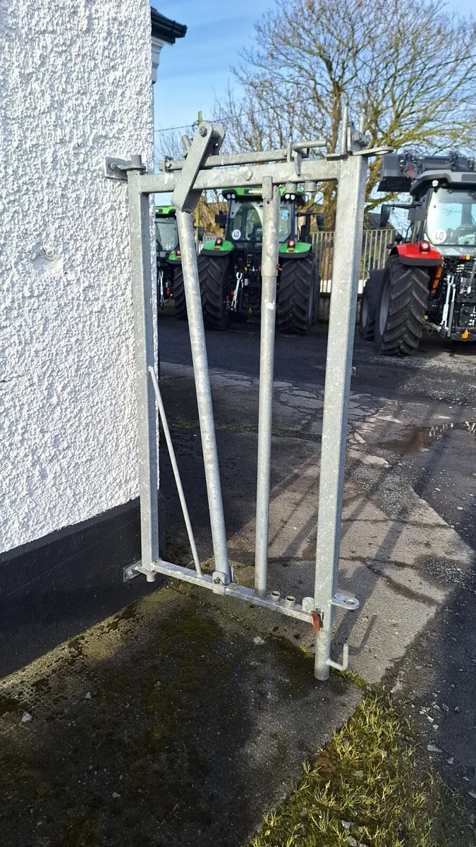 Calving gate - Image 1