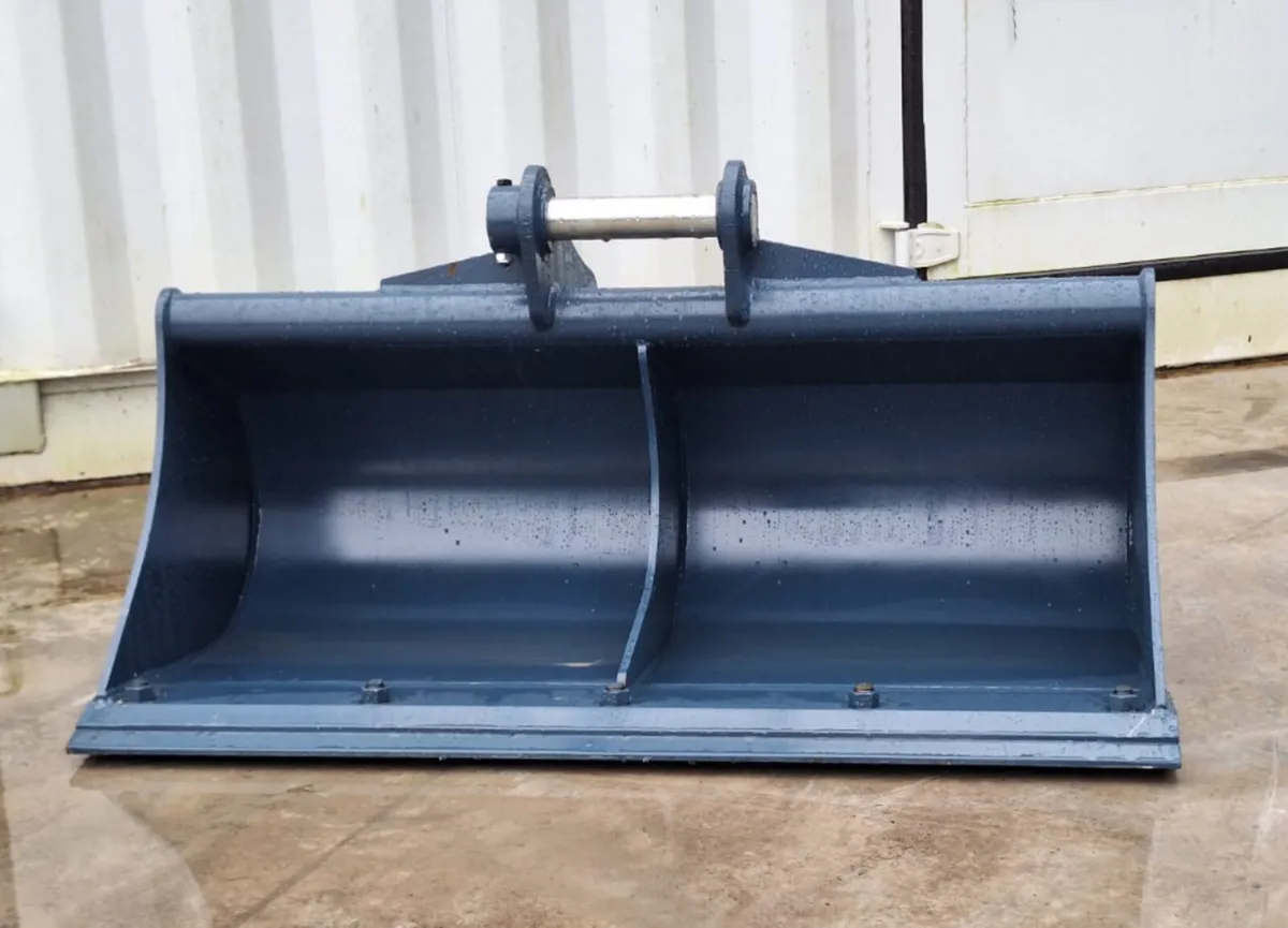 Brand New 8 Tonne Grading Bucket - Image 2