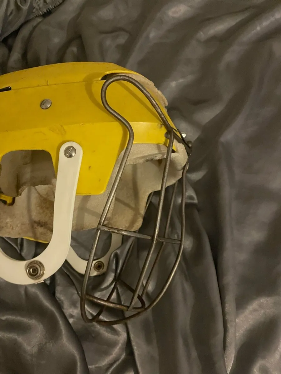 Oldstyle guard - Image 4