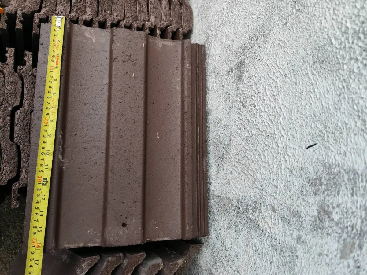 35 brand new tiles/ridge tiles - Image 3