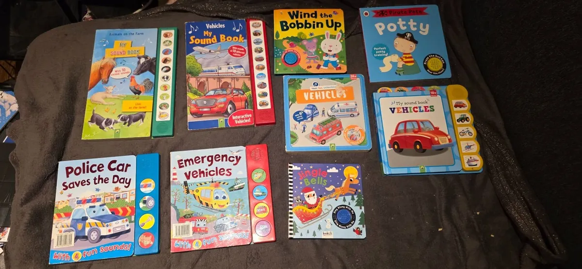 Books for toddler with sounds x 9 - Image 2