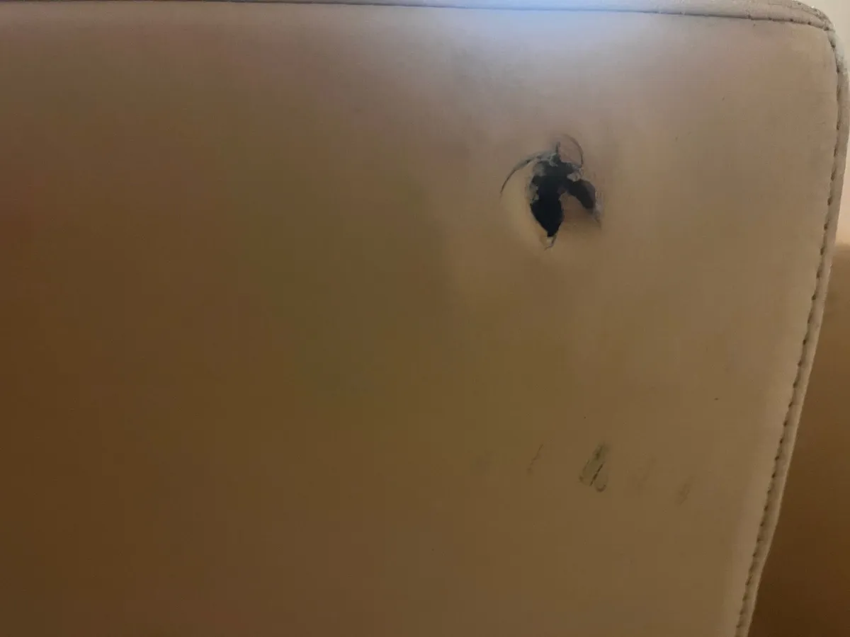 Pair of vintage leather designer armchairs - Image 2