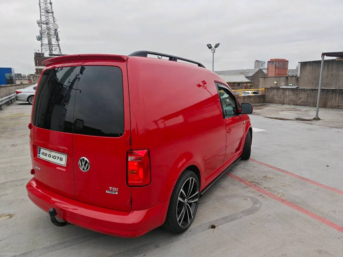 Volkswagen Caddy 2.0L - Image 3