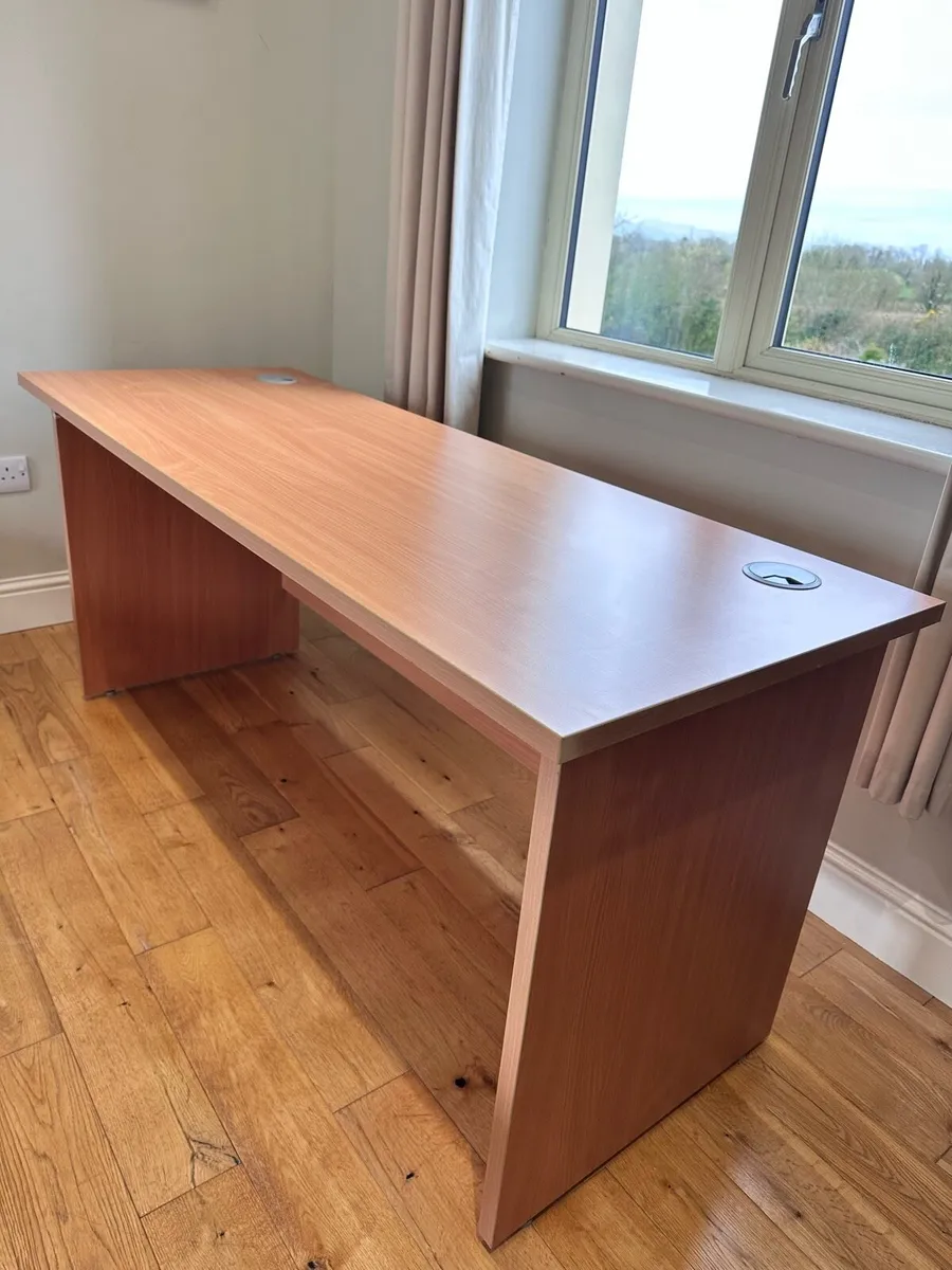 Office Desk 160cm x 60cm - Image 1