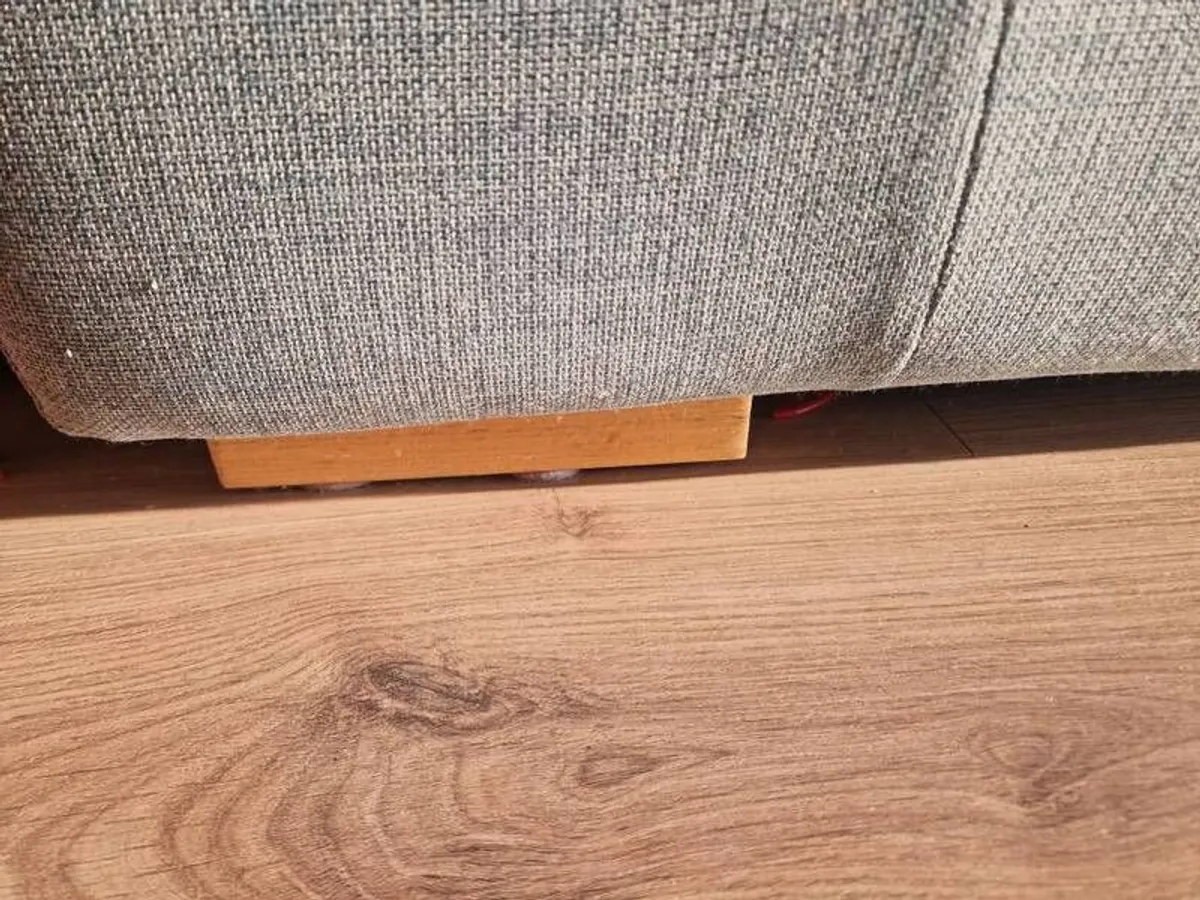 Sofa for free - Image 4