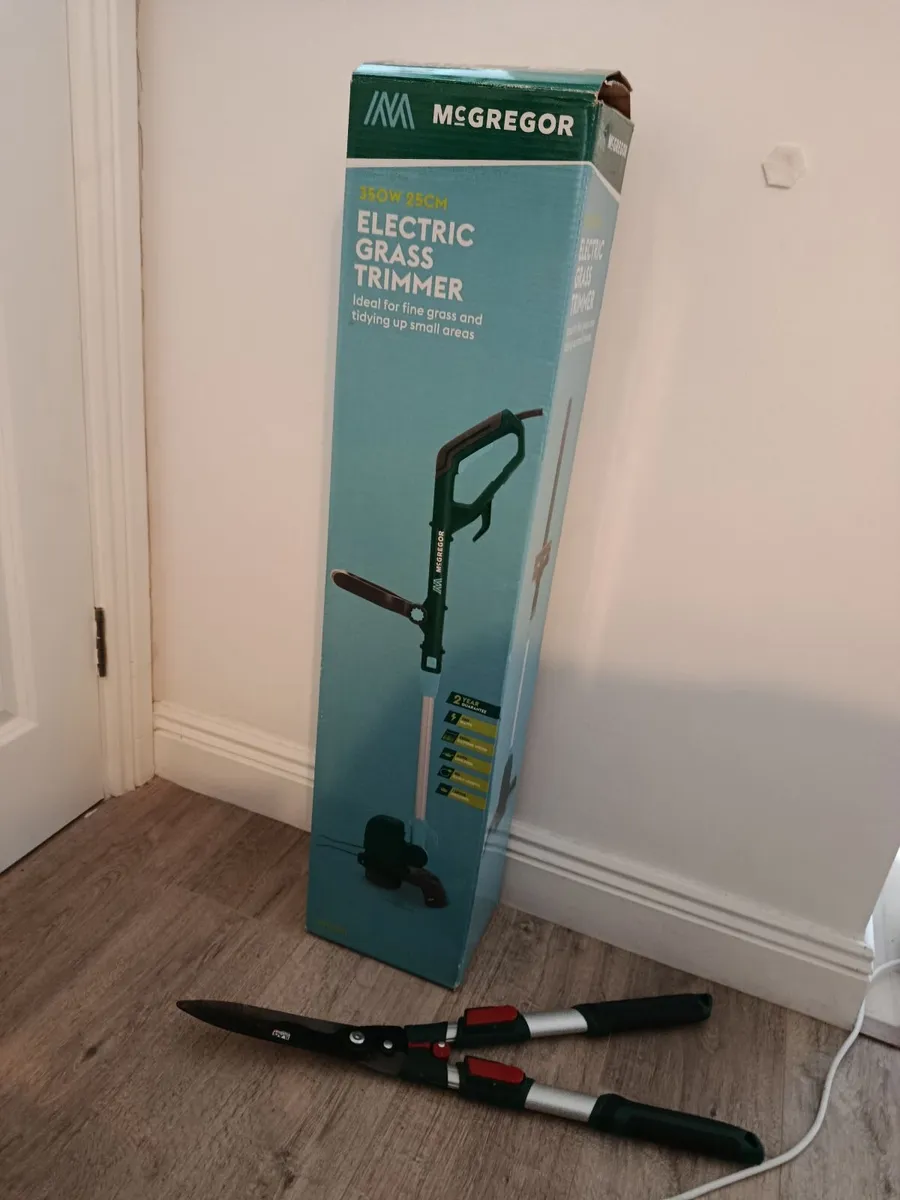 Electric grass trimmer and gardening shears - Image 1