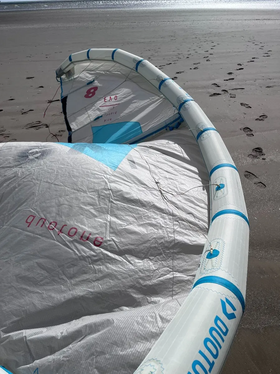 Complete Kitesurfing Kit, Kite & Board - Image 3