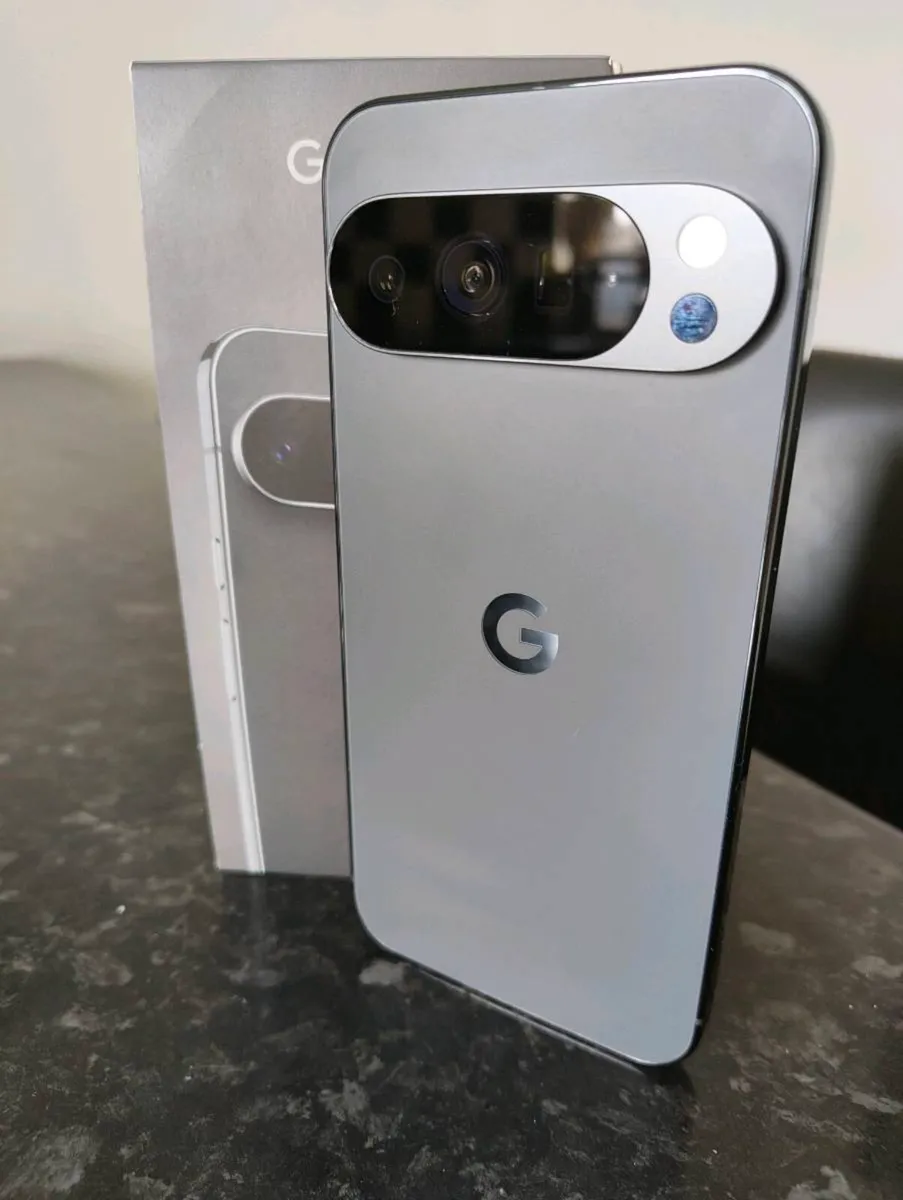 Google Pixel 10 Pro XL - Image 3