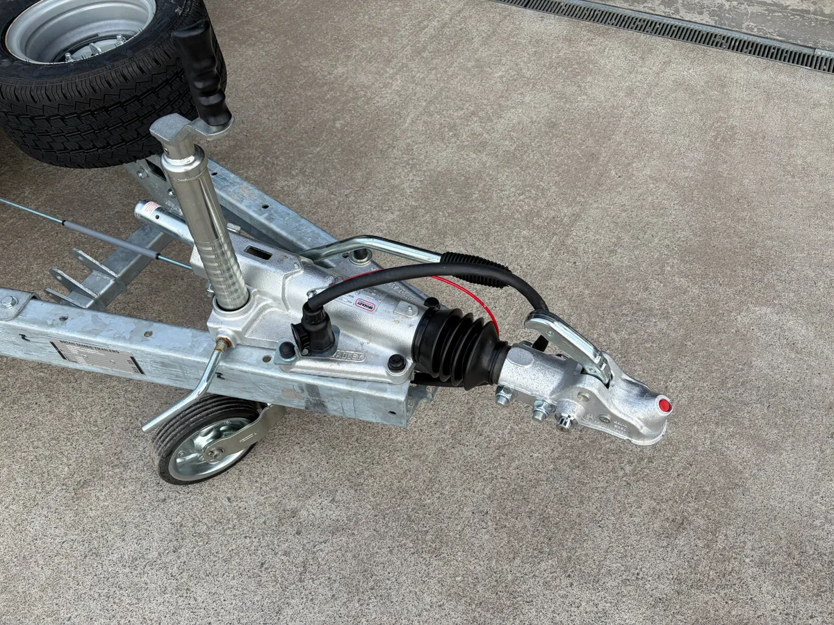 New Brian James Connect 5.5m (18') - Image 4