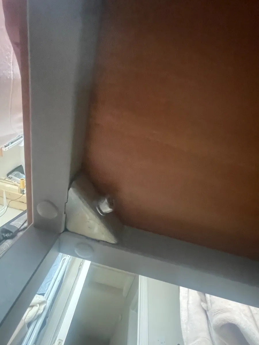 Desk/table - Image 4