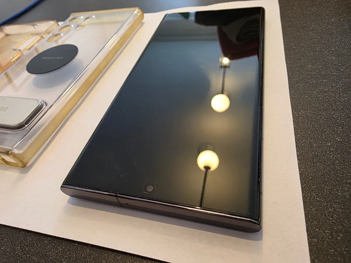 Galaxy S22 Ultra 256gb - Image 1