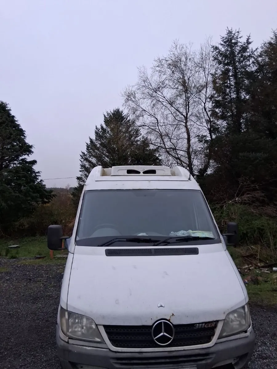 Mercedes-Benz Sprinter 2005