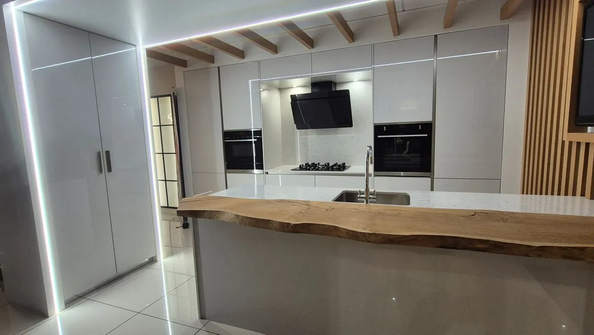 Ex-Display Kitchen - Image 1