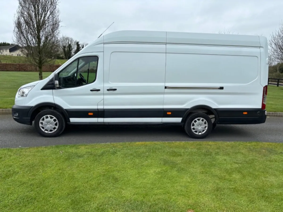 Ford Transit 2022 - Image 4