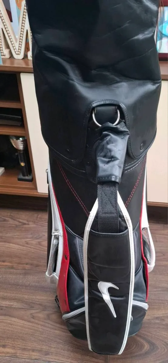 NIKE TOUR BAG - Image 3