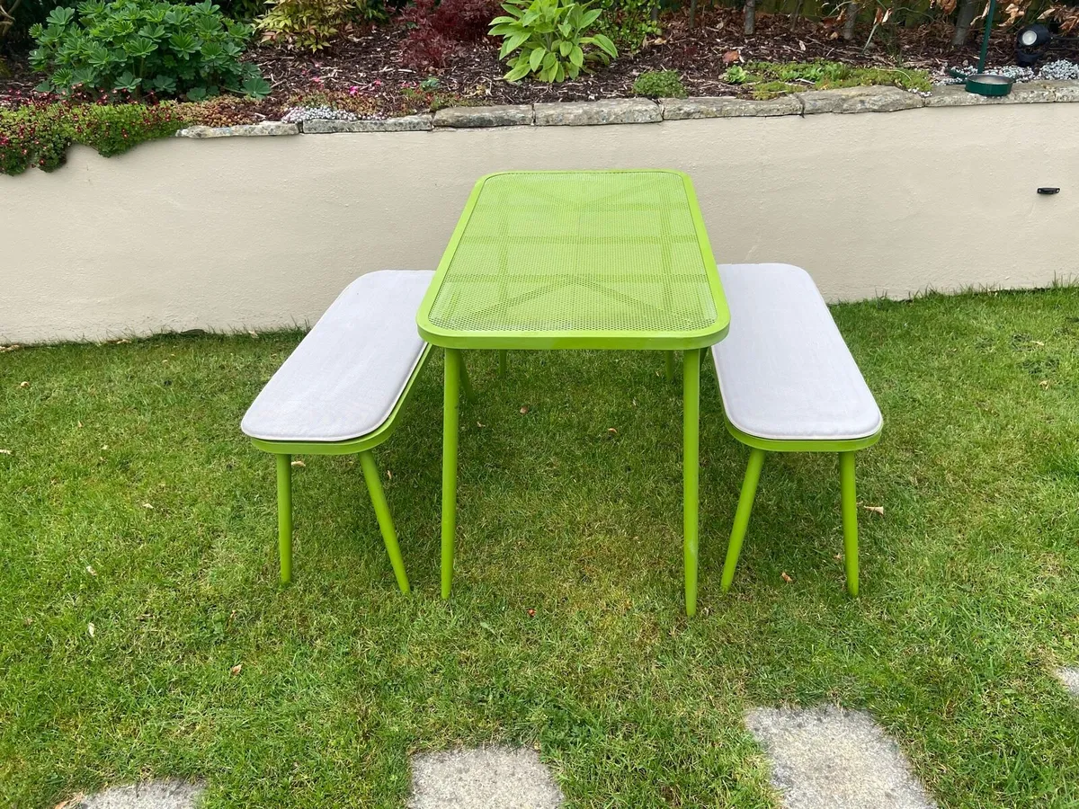 Outdoor table and benches - Image 1