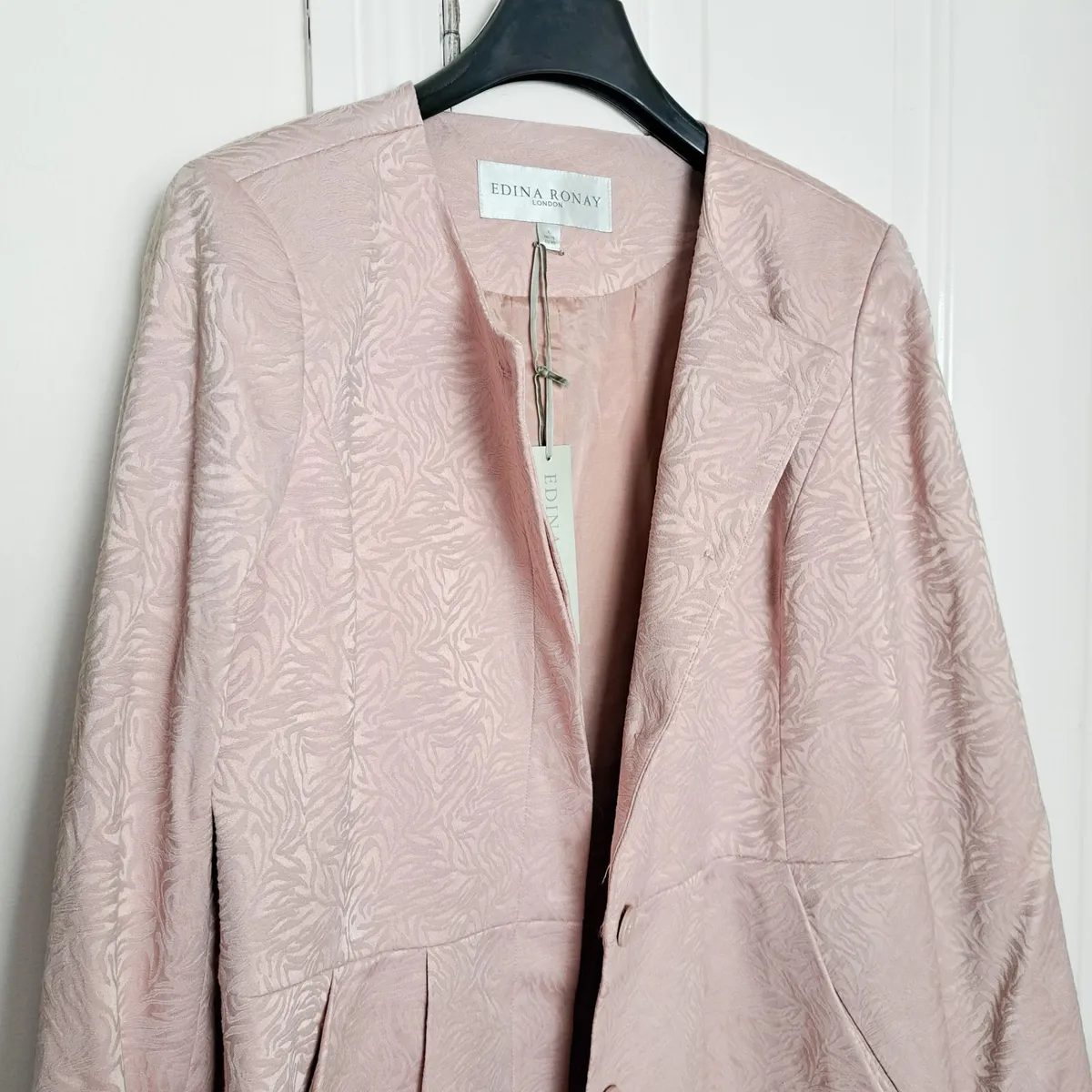 Edina Ronay Blush Pink Embossed Pattern Coat L/XL - Image 2