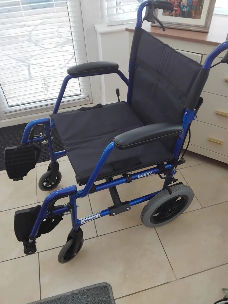 Wheelchair and walker - Image 1