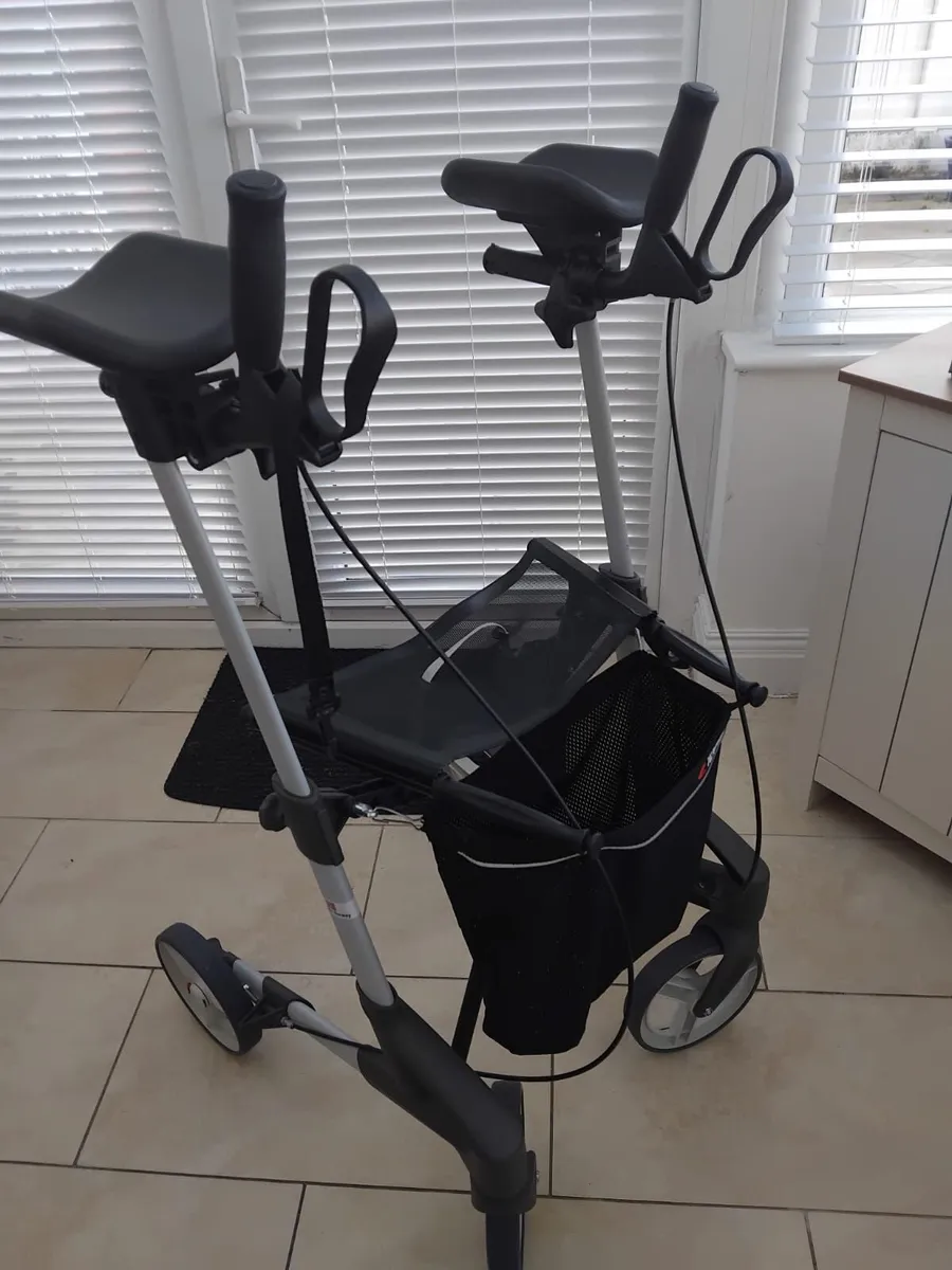 Wheelchair and walker - Image 2