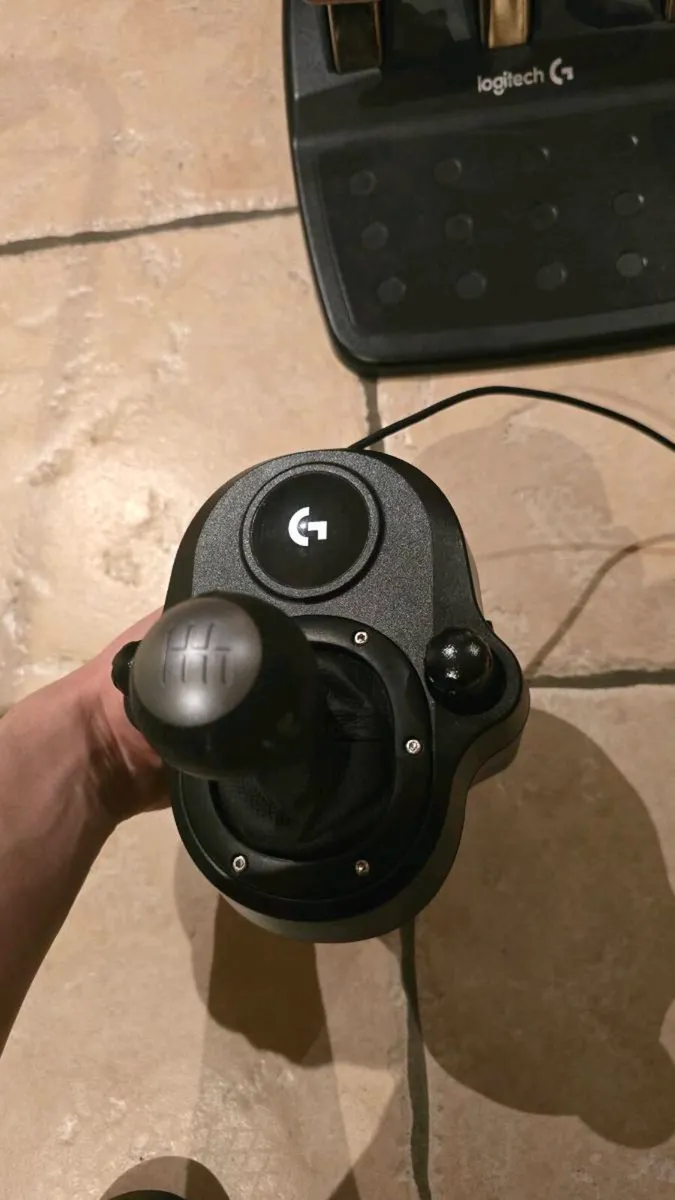 Logitech wheel - Image 4