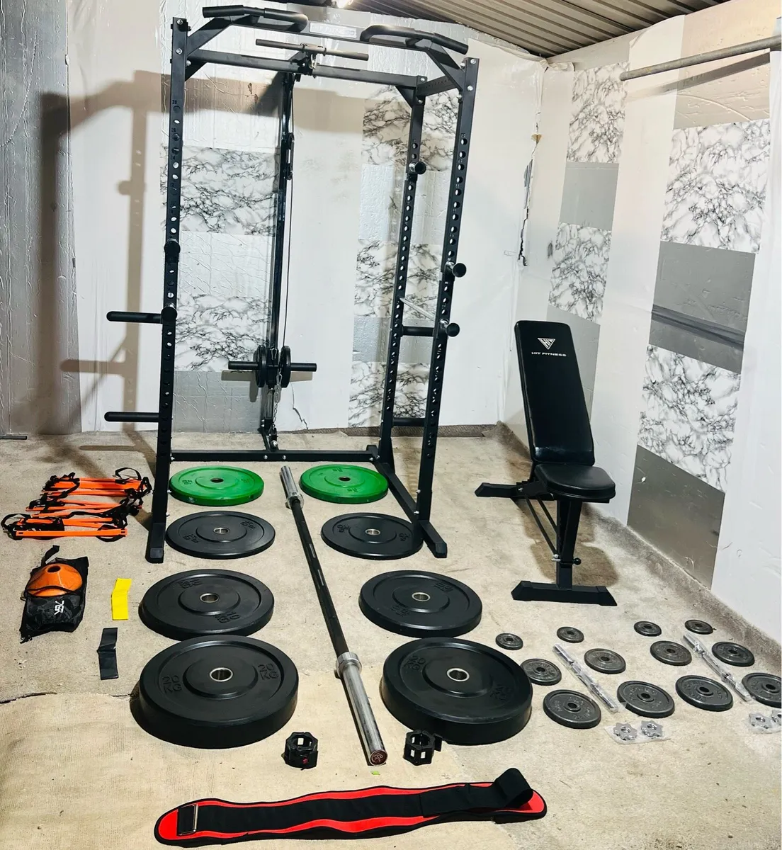 POWER RACK WITH PULLEY SYSTEM WEIGHTS BAR MORE - Image 1