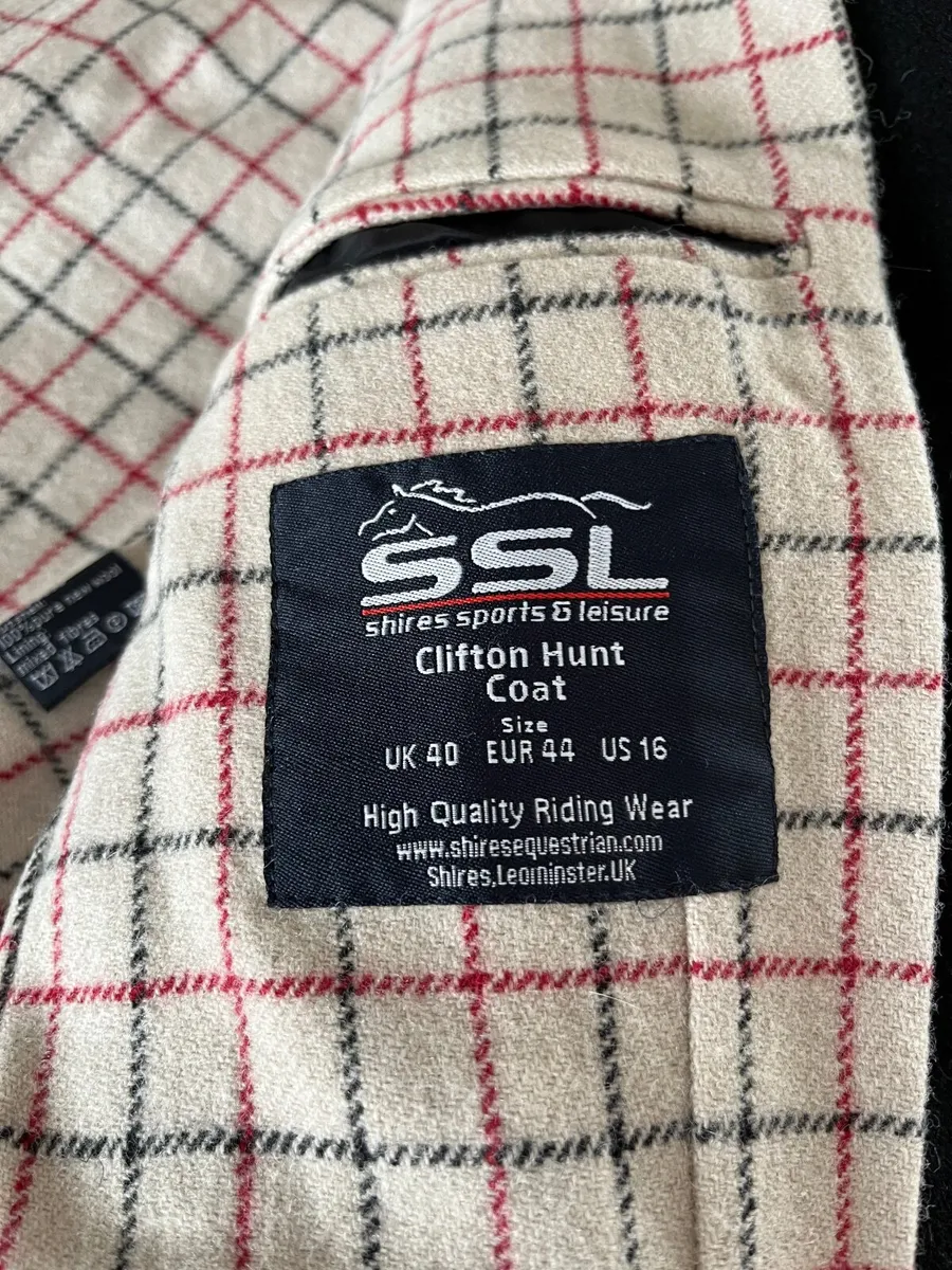 Hunting Jacket - Image 2