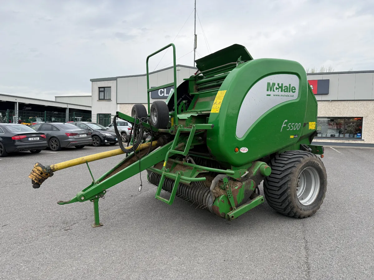 McHale F5500 Round Baler - Image 1