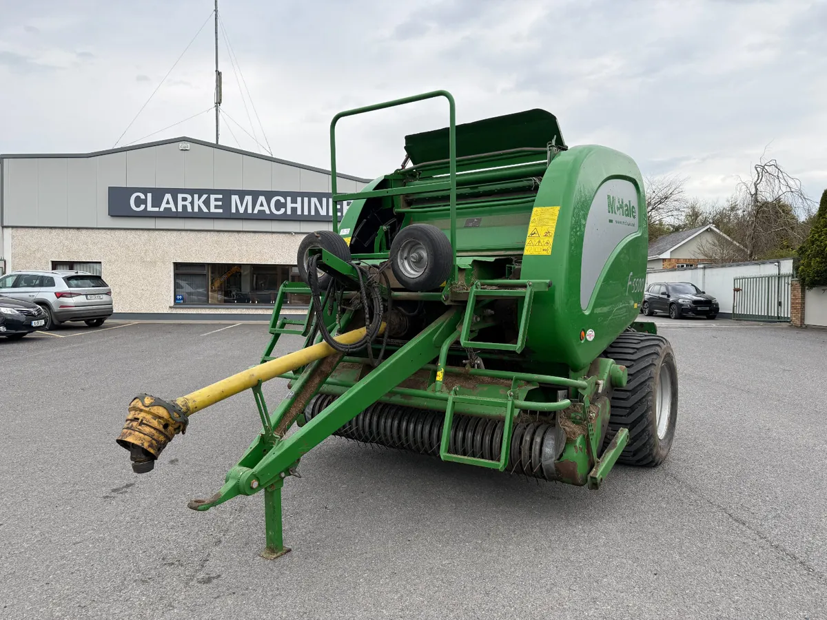 McHale F5500 Round Baler - Image 3