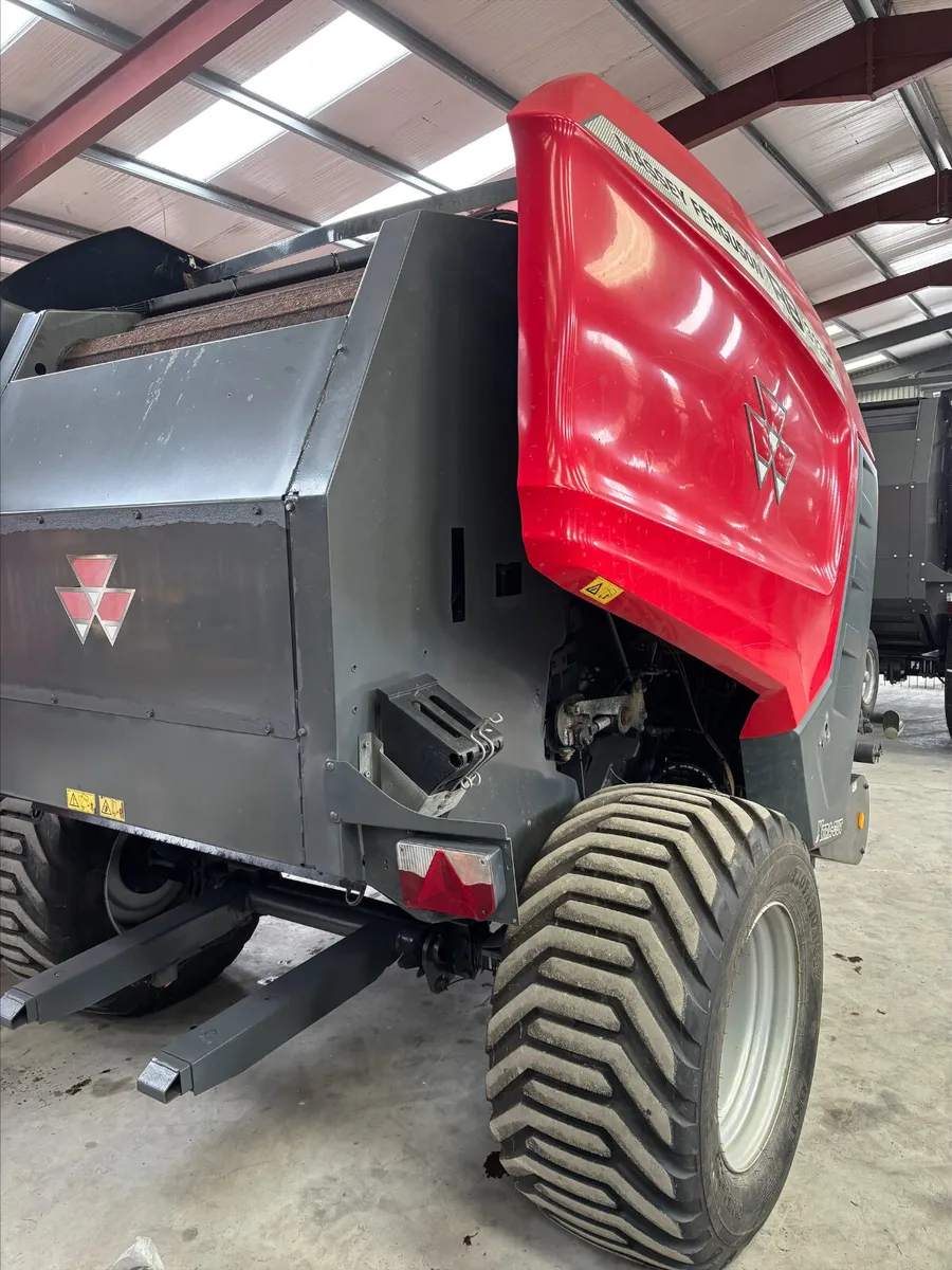 MASSEY FERGUSON 3130F 17 BLADE BALER - Image 4