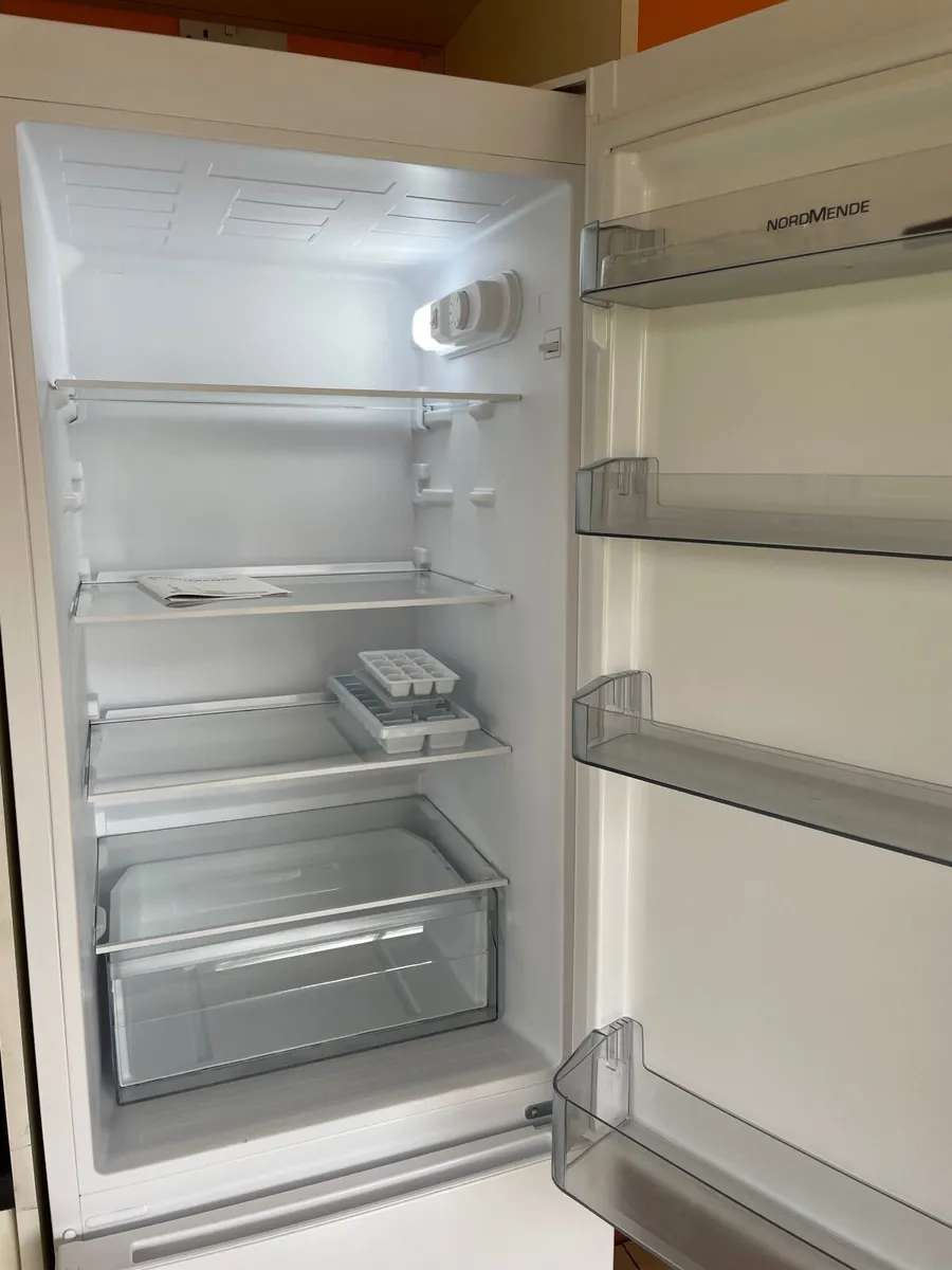 Fridge freezer - Image 3