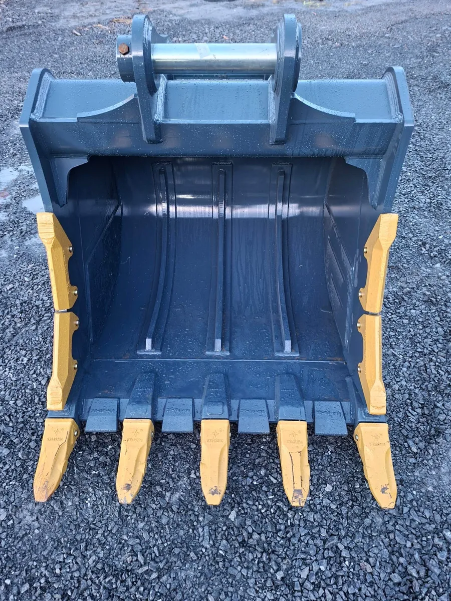 Heavy Duty Bucket to suit 35T Digger - Image 4