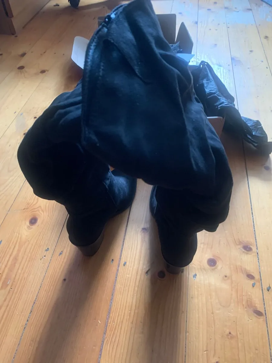 Wide Fit Slouch Black Knee Boots - Image 2