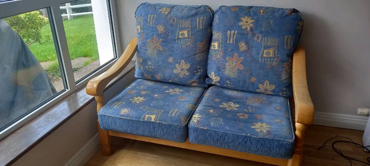 Two seater couch and chair - Image 3