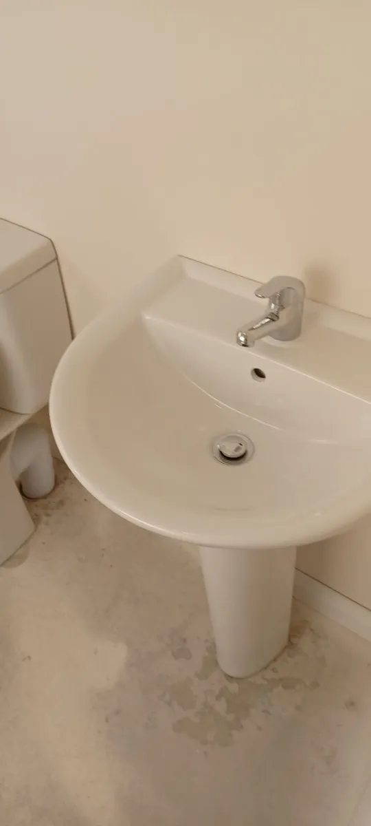 Handbasins - Image 1
