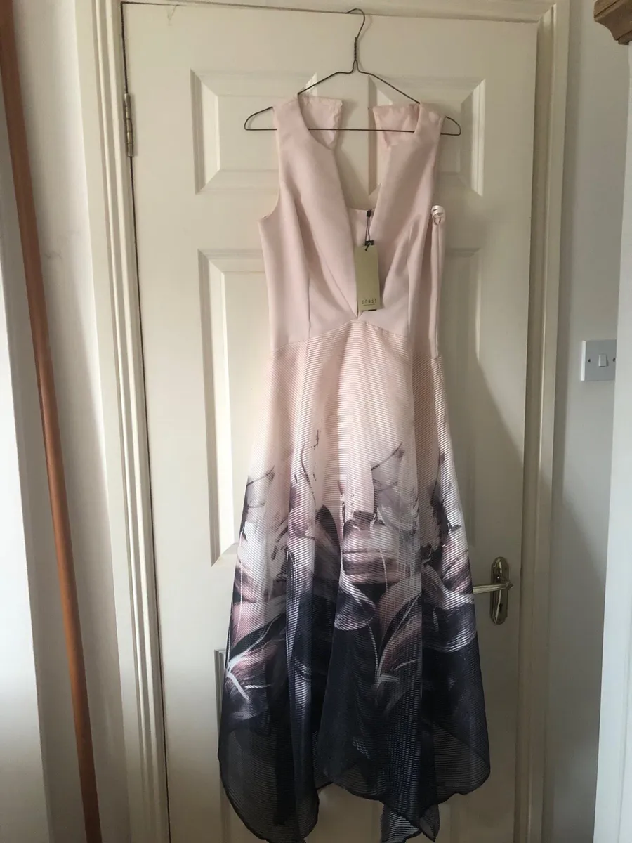 Woman’s dress - Image 3