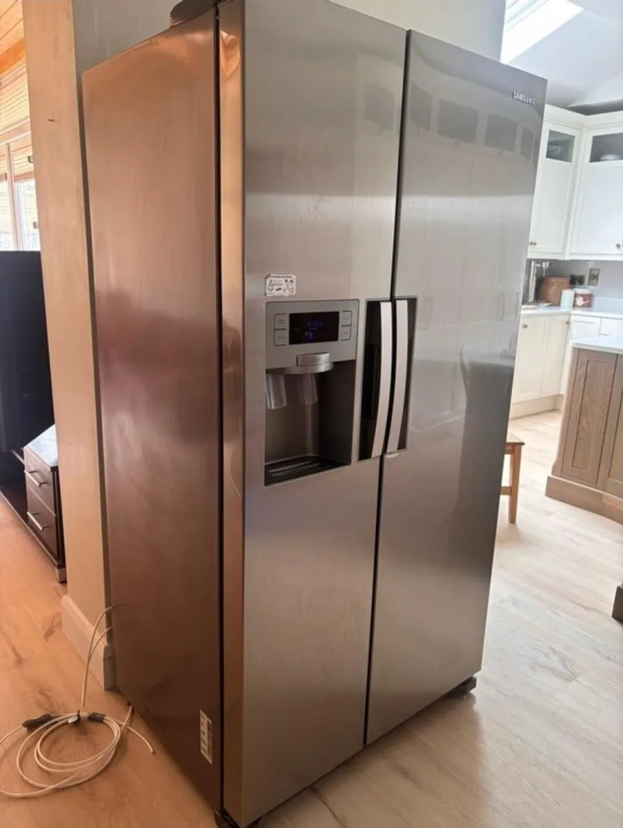 Samsung American Fridge Freezer - Image 1