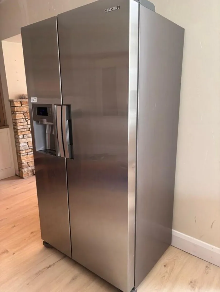 Samsung American Fridge Freezer - Image 2