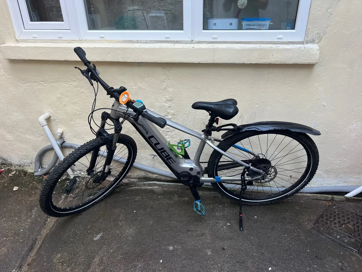 Cube Reaction Hybird E-bike - Image 1