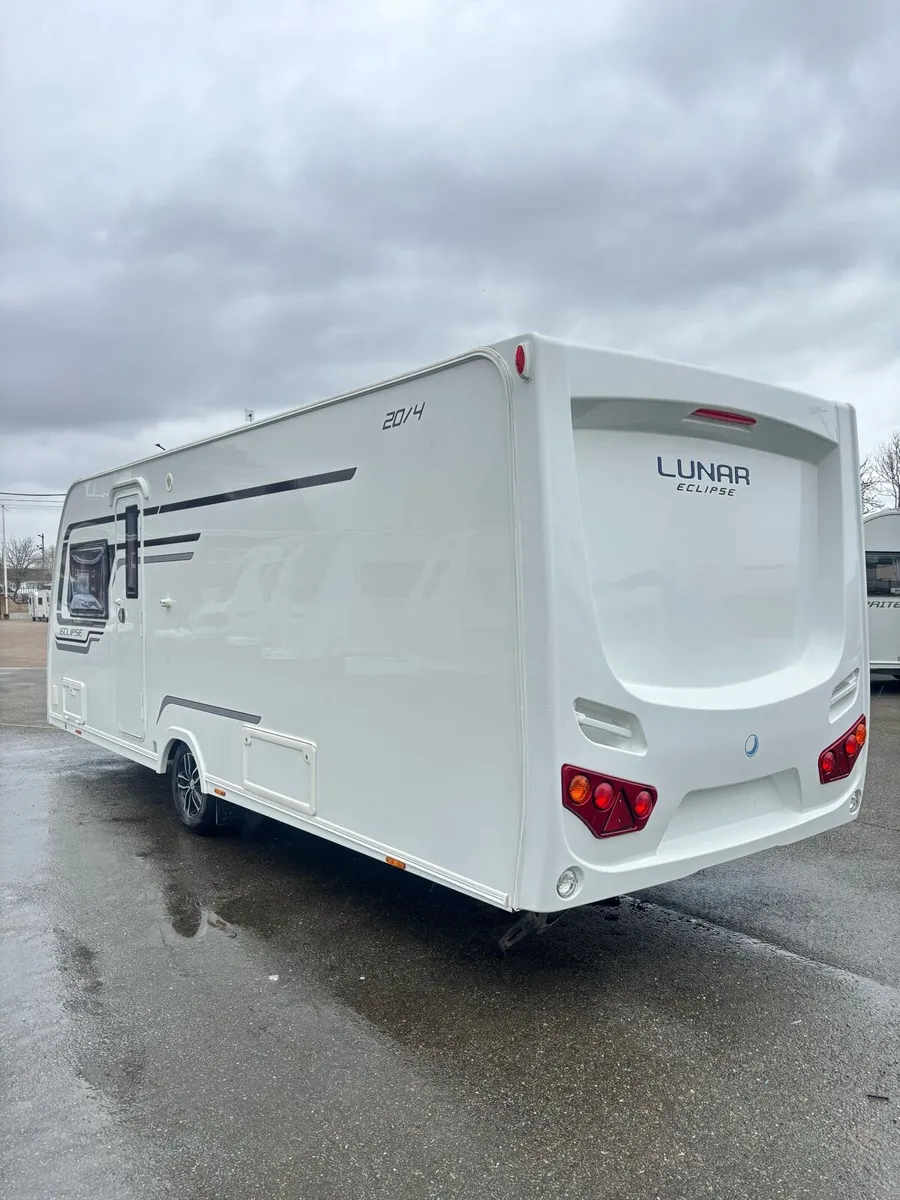 🤩LUNAR ECLIPSE 🤩 - Image 4