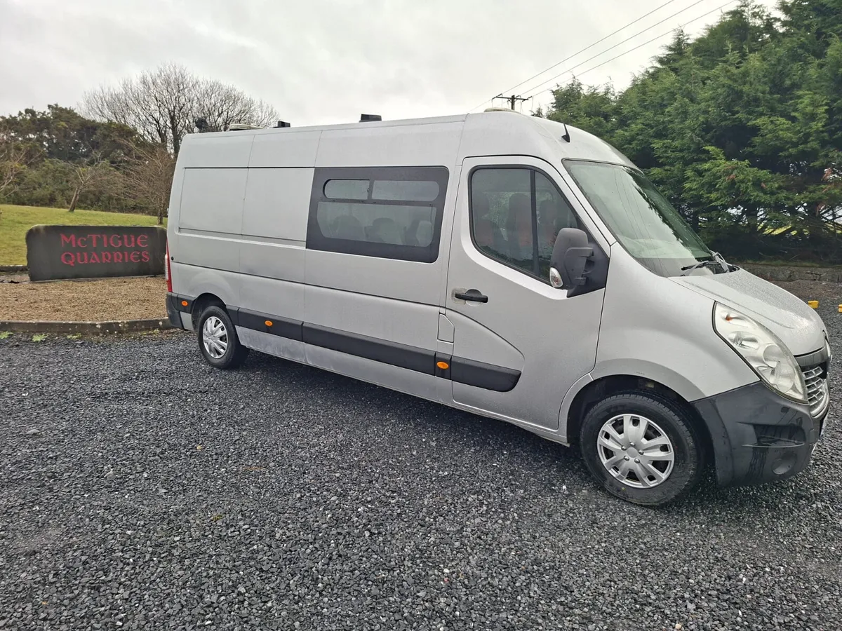 2017 Renault Master - Image 2