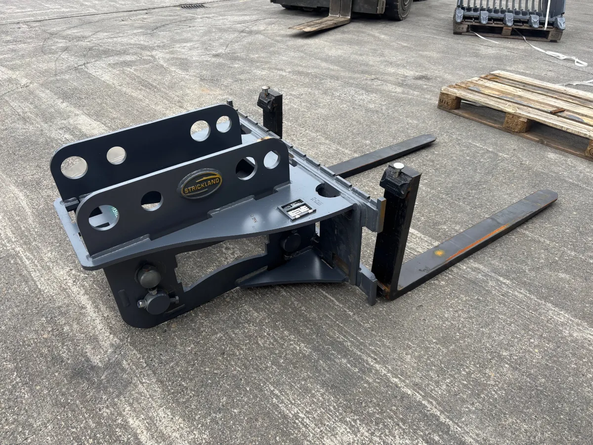 Foark attachment 14/20T spec / Ripper 14T - Image 1