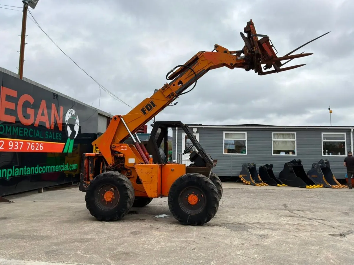 D2000 TELSCOPIC WHEELED  LOADER. - Image 3