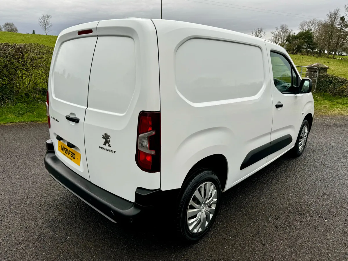 2021 Peugeot Partner  Professional NO VAT (VRT€250 - Image 3