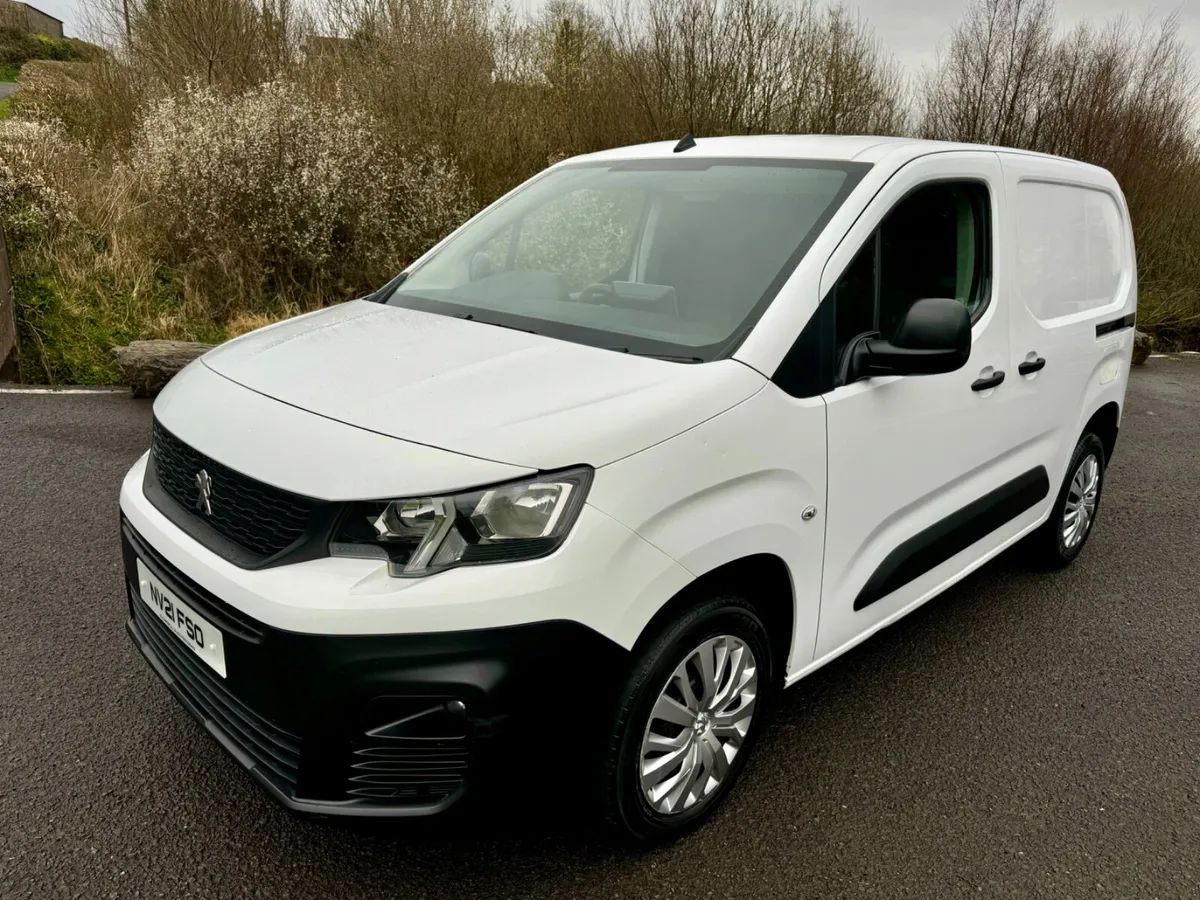 2021 Peugeot Partner  Professional NO VAT (VRT€250 - Image 2